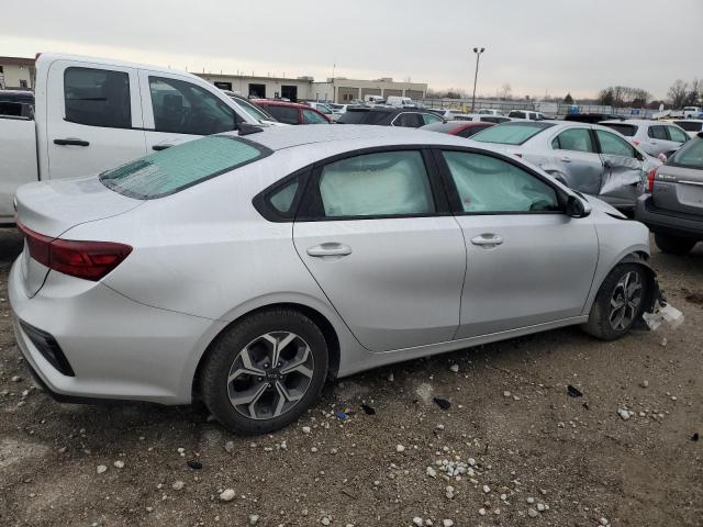 3KPF24AD6ME378060 - 2021 KIA FORTE FE SILVER photo 3