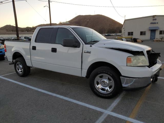 1FTRW12W86KB43756 - 2006 FORD F150 SUPERCREW WHITE photo 4