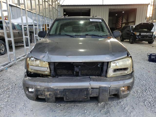 1GNDS13S452123026 - 2005 CHEVROLET TRAILBLAZE LS SILVER photo 5