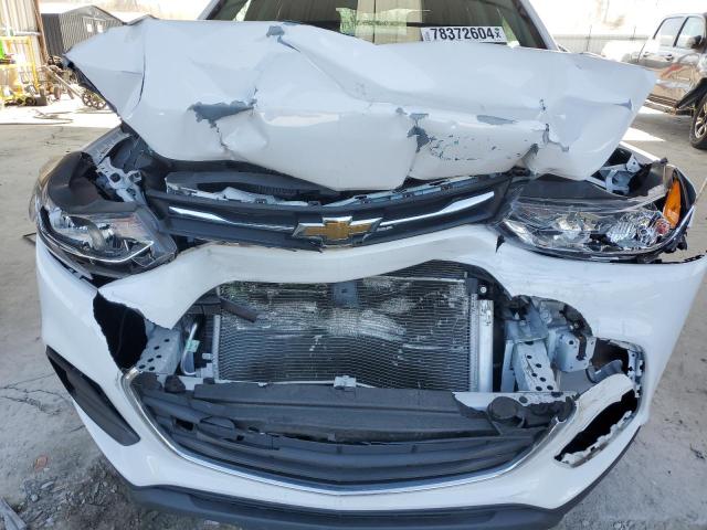 3GNCJKSB1LL318860 - 2020 CHEVROLET TRAX LS WHITE photo 12