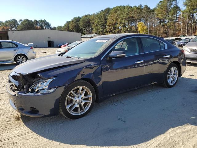 2010 NISSAN MAXIMA S, 