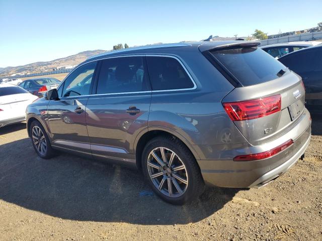 WA1VAAF79HD055719 - 2017 AUDI Q7 PRESTIGE GRAY photo 2