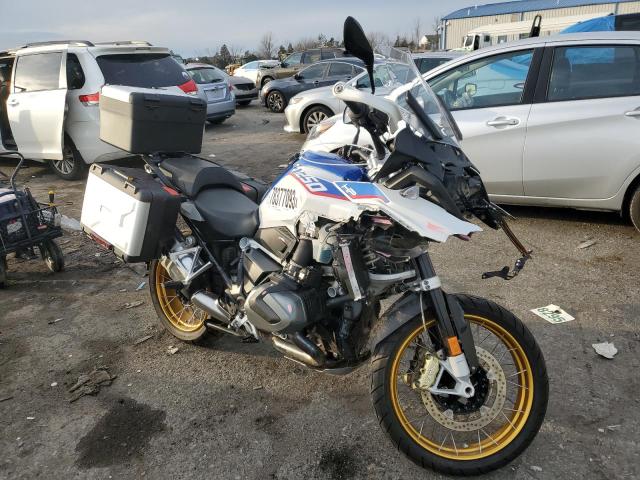 WB10J9303L6D01375 - 2020 BMW R 1250 GS WHITE photo 1
