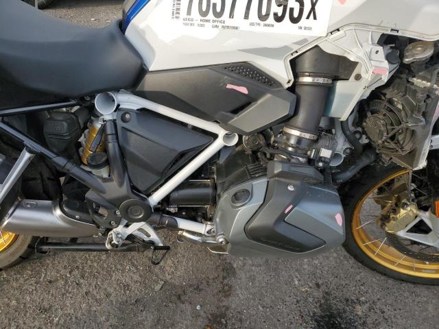 WB10J9303L6D01375 - 2020 BMW R 1250 GS WHITE photo 7
