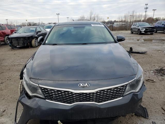 5XXGT4L39JG246807 - 2018 KIA OPTIMA LX CHARCOAL photo 5