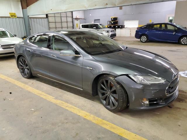 5YJSA1DP3DFP05708 - 2013 TESLA MODEL S Մոխրագույն լուսանկար 4