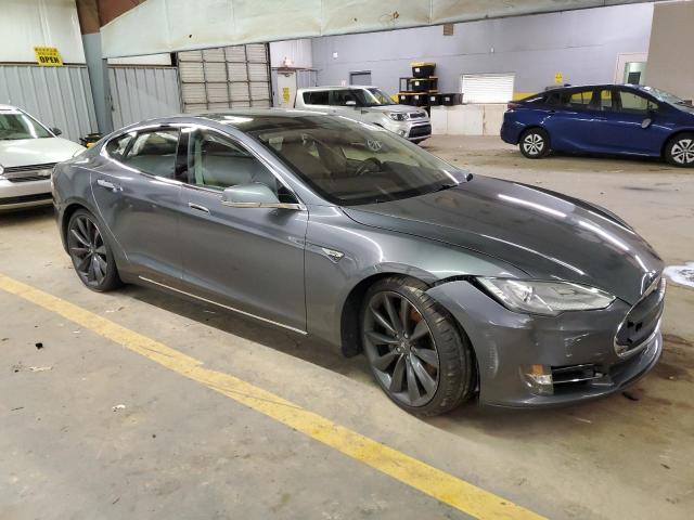 5YJSA1DP3DFP05708 - 2013 TESLA MODEL S GRAY photo 4