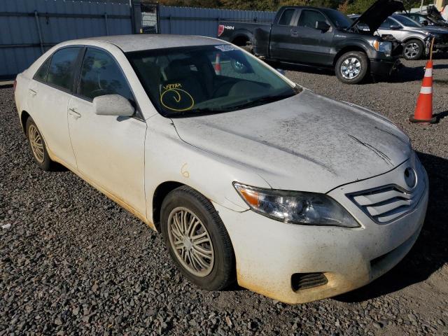 4T1BF3EK1BU682669 - 2011 TOYOTA CAMRY BASE WHITE photo 4