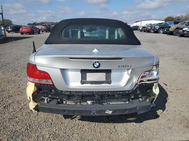 WBAUN93588VF56375 - 2008 BMW 135 I Srebrny zdjęcie 6