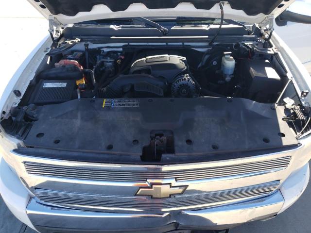 2GCEC13J071701708 - 2007 CHEVROLET SILVERADO C1500 CREW CAB WHITE photo 11