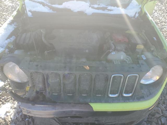 ZACCJBBB7JPH14966 - 2018 JEEP RENEGADE LATITUDE GREEN photo 12