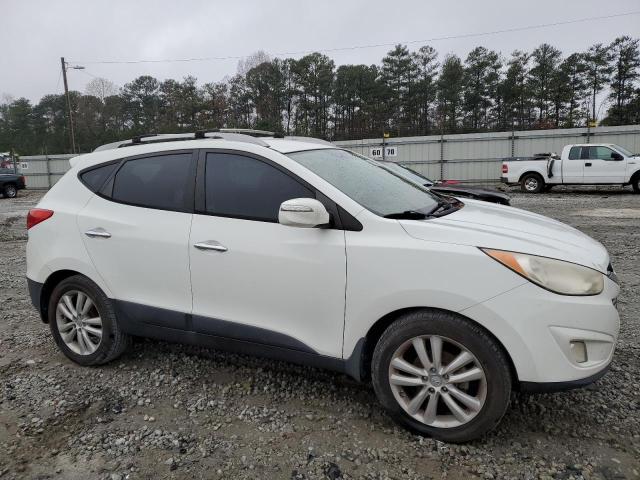 KM8JU3AC0BU261929 - 2011 HYUNDAI TUCSON GLS WHITE photo 4