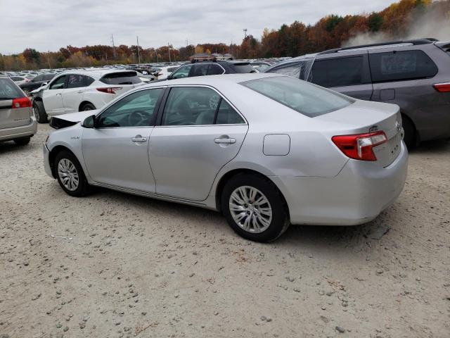 4T1BD1FK6CU031449 - 2012 TOYOTA CAMRY HYBRID SILVER photo 2