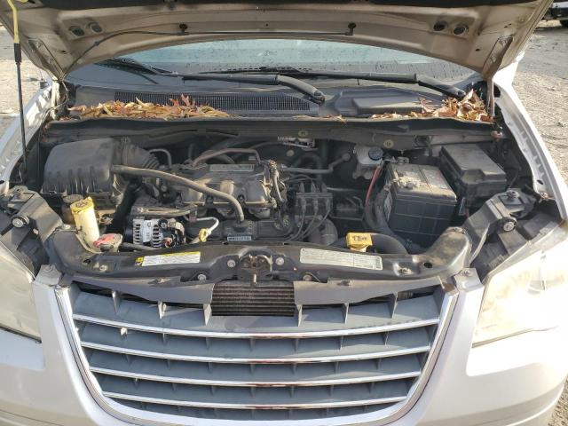 2A4RR5D14AR105154 - 2010 CHRYSLER TOWN & COU TOURING SILVER photo 12