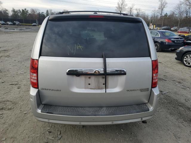 2A4RR5D14AR105154 - 2010 CHRYSLER TOWN & COU TOURING SILVER photo 6