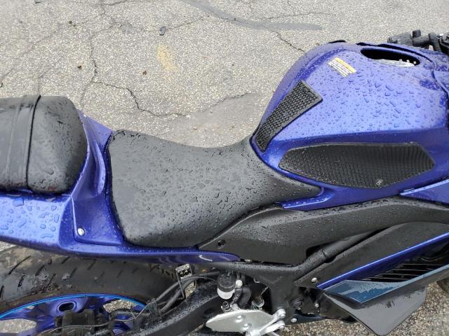 MH3RH18Y8PK009979 - 2023 YAMAHA YZFR3 A BLUE photo 5