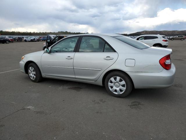 4T1BE32KX2U020533 - 2002 TOYOTA CAMRY LE SILVER photo 2