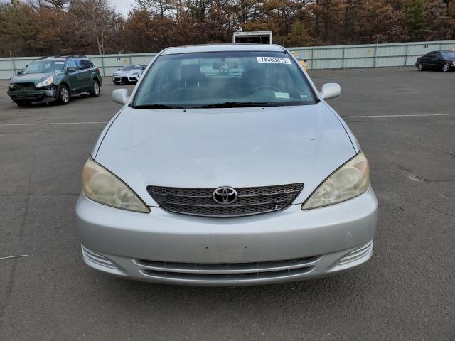 4T1BE32KX2U020533 - 2002 TOYOTA CAMRY LE SILVER photo 5