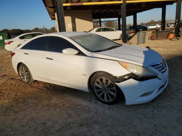 5NPEC4AC5DH678409 - 2013 HYUNDAI SONATA SE WHITE photo 4