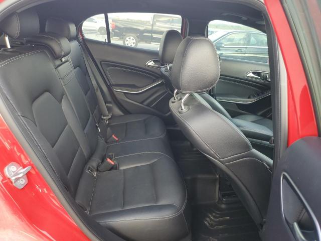 WDCTG4EBXKJ615138 - 2019 MERCEDES-BENZ GLA 250 Rojo foto 11
