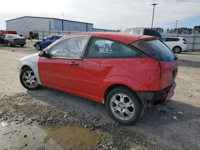 3FAFP31N45R130751 - 2005 FORD FOCUS ZX3 RED photo 2