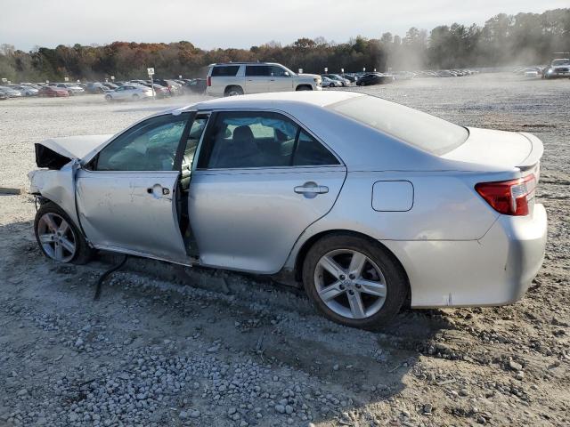 4T1BF1FK7CU046780 - 2012 TOYOTA CAMRY BASE SILVER photo 2