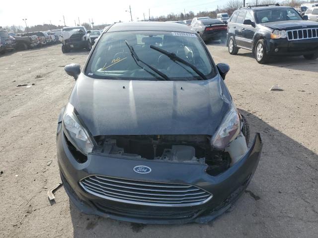 3FADP4BJ1BM135455 - 2011 FORD FIESTA SE CHARCOAL photo 5