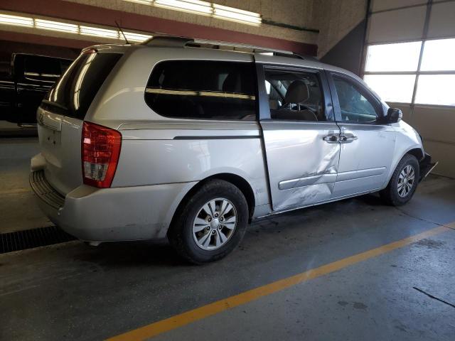 KNDMG4C78C6507596 - 2012 KIA SEDONA LX SILVER photo 3