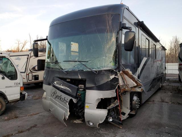 4UZAB2DT5BCAU3036 - 2011 FREIGHTLINER CHASSIS XC შავი ფოტო 2