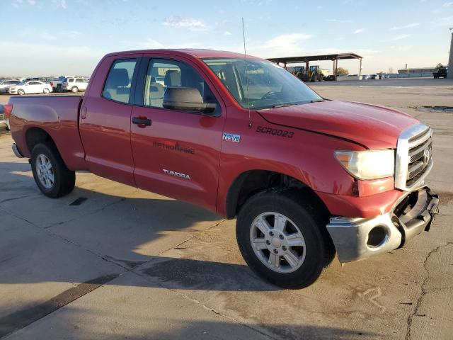 5TFRY5F15BX108055 - 2011 TOYOTA TUNDRA DOUBLE CAB SR5 RED photo 4