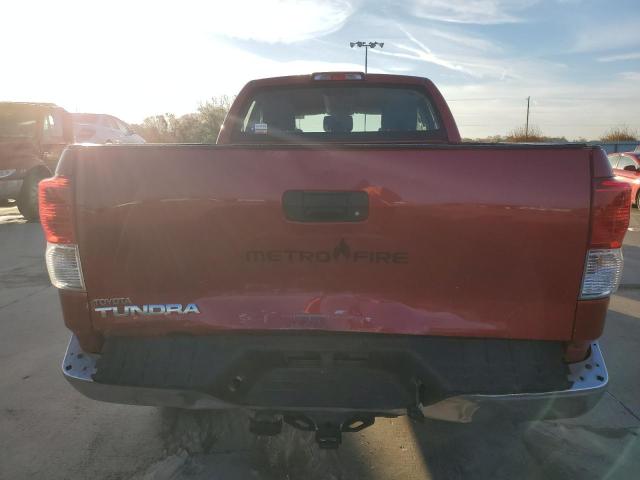 5TFRY5F15BX108055 - 2011 TOYOTA TUNDRA DOUBLE CAB SR5 RED photo 6