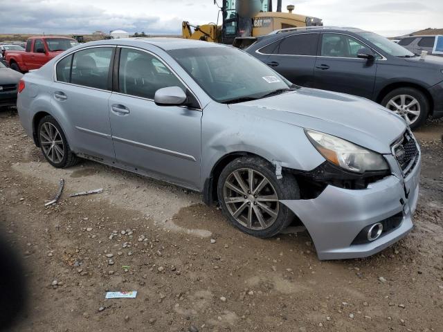 4S3BMCG6XD3029177 - 2013 SUBARU LEGACY 2.5I PREMIUM SILVER photo 4