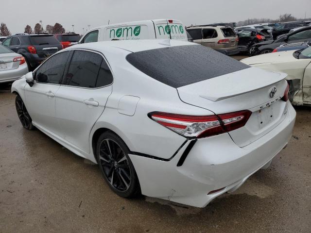 4T1K61AK8LU930072 - 2020 TOYOTA CAMRY XSE WHITE photo 2