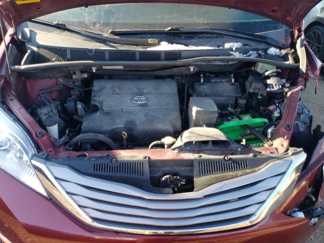 5TDYK3DC8GS761840 - 2016 TOYOTA SIENNA XLE RED photo 12