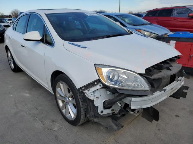 1G4PR5SKXD4144598 - 2013 BUICK VERANO CONVENIENCE WHITE photo 4