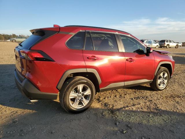 2T3W1RFV0PW289644 - 2023 TOYOTA RAV4 XLE RED photo 3