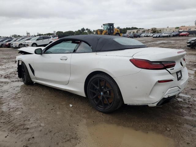 WBAFY4C01MCF72060 - 2021 BMW M850XI WHITE photo 2