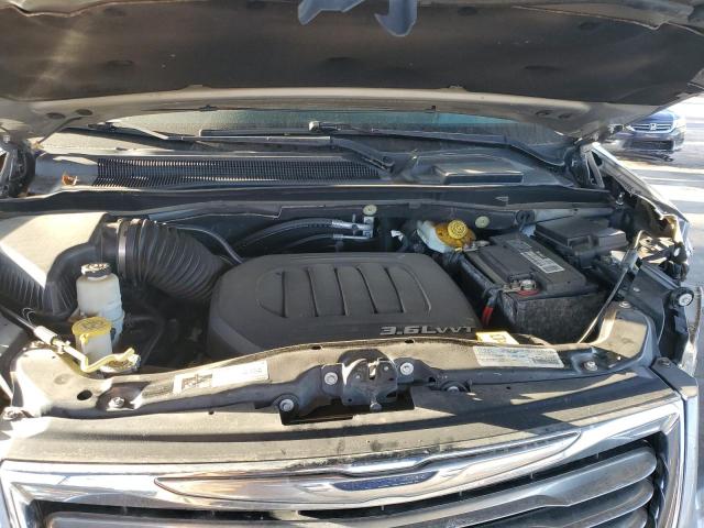 2C4RC1CG8GR271398 - 2016 CHRYSLER TOWN & COU TOURING L SILVER photo 11