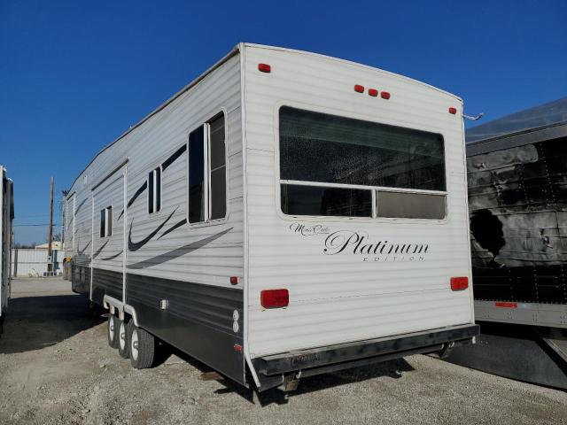 5CZ300R39C1122724 - 2012 MONT 5TH WHEEL TWO TONE photo 3