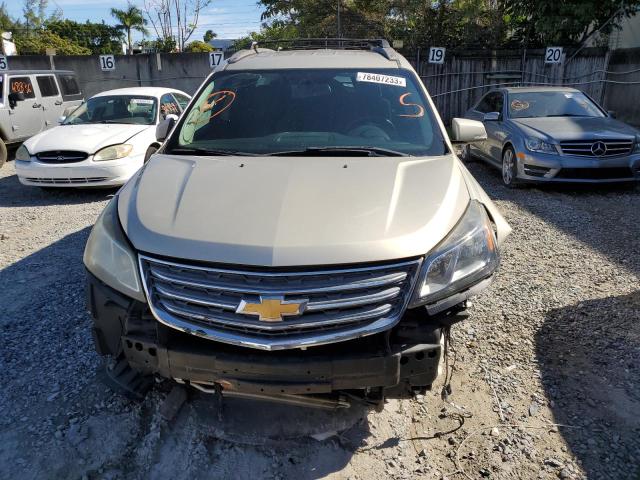 1GNKRGKDXDJ104350 - 2013 CHEVROLET TRAVERSE LT TAN photo 5