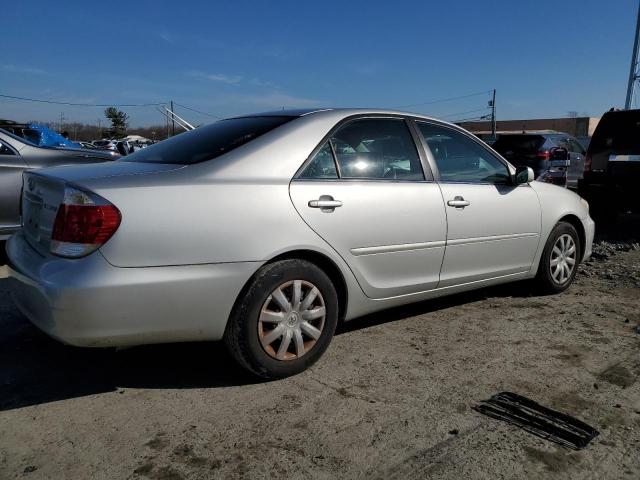 4T1BE30K16U747696 - 2006 TOYOTA CAMRY LE SILVER photo 3