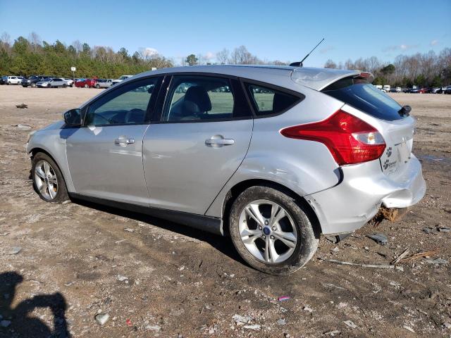 1FADP3K24DL380130 - 2013 FORD FOCUS SE SILVER photo 2