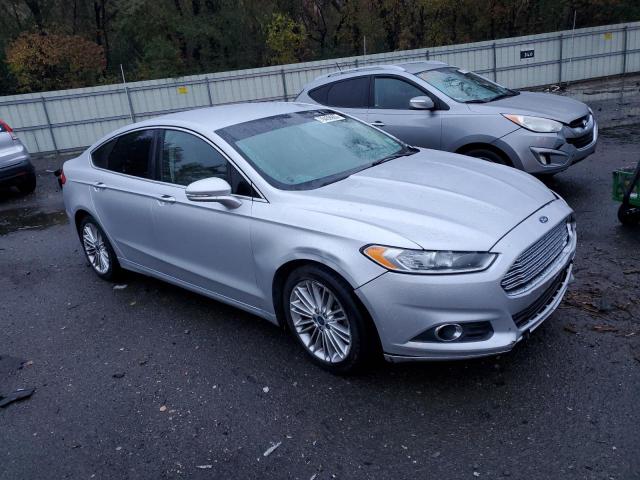 3FA6P0HD7GR267763 - 2016 FORD FUSION SE SILVER photo 4