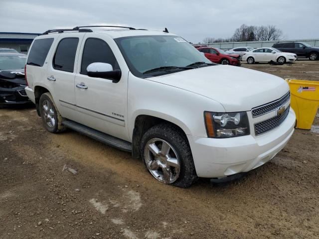 1GNSKCE00BR236439 - 2011 CHEVROLET TAHOE K1500 LTZ WHITE photo 4