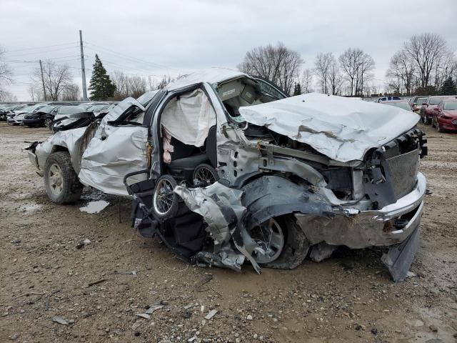 3C6UR5DLXHG730425 - 2017 RAM 2500 SLT SILVER photo 4