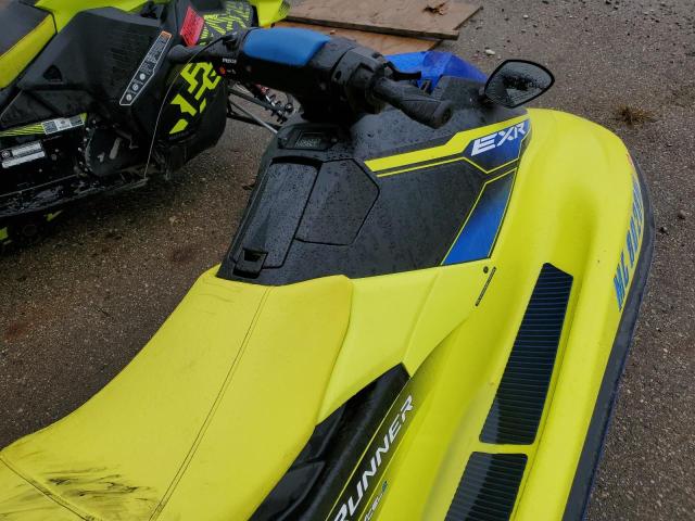 YAMA0451H920 - 2020 YAMAHA WAVERUNNER YELLOW photo 5