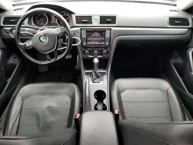 1VWDT7A37HC054929 - 2017 VOLKSWAGEN PASSAT R-LINE Boz foto 8