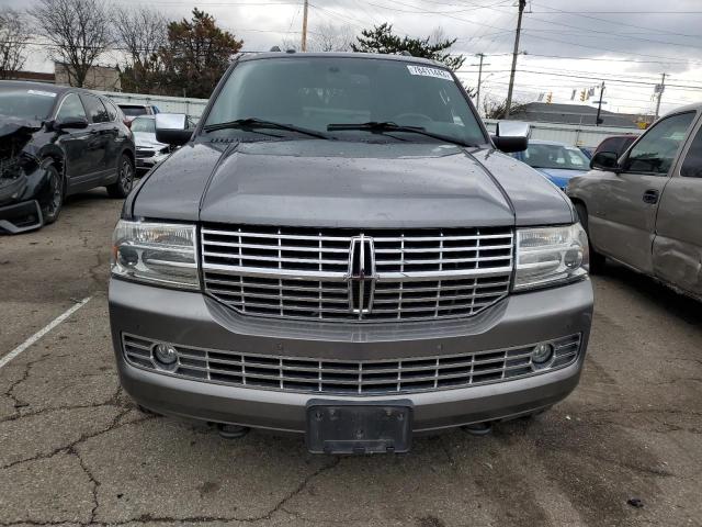 5LMJJ2J5XDEL05305 - 2013 LINCOLN NAVIGATOR GRAY photo 5