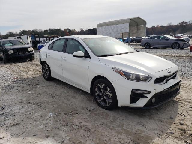 3KPF24ADXKE120542 - 2019 KIA FORTE FE WHITE photo 4