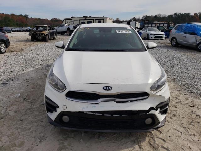 3KPF24ADXKE120542 - 2019 KIA FORTE FE WHITE photo 5